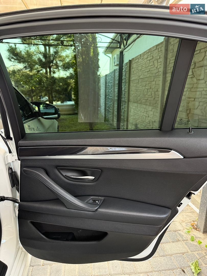 BMW 5 Series 2015 VIN WBA5E7101FD675966 фото оголошення 24 з 51