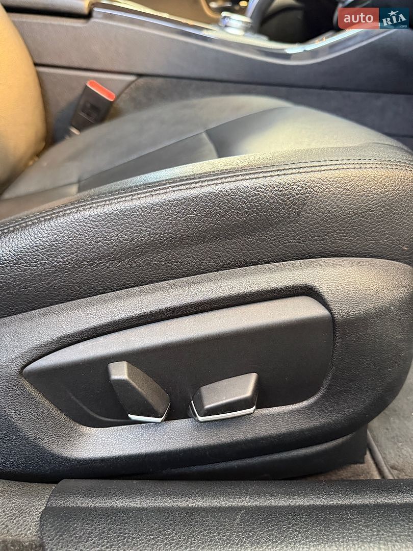 BMW 5 Series 2015 VIN WBA5E7101FD675966 фото оголошення 27 з 51