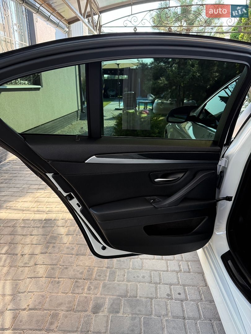 BMW 5 Series 2015 VIN WBA5E7101FD675966 фото оголошення 41 з 51