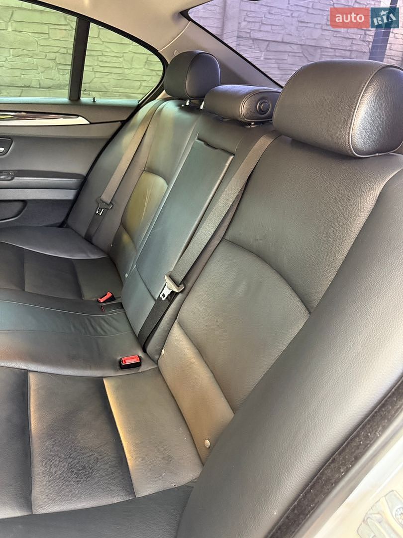 BMW 5 Series 2015 VIN WBA5E7101FD675966 фото оголошення 42 з 51