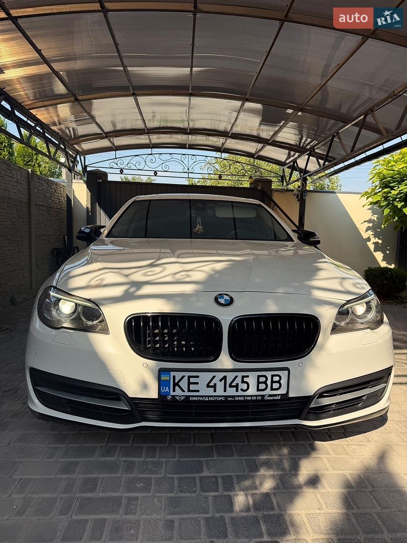 BMW 5 Series 2015 VIN WBA5E7101FD675966 фото оголошення 43 з 51