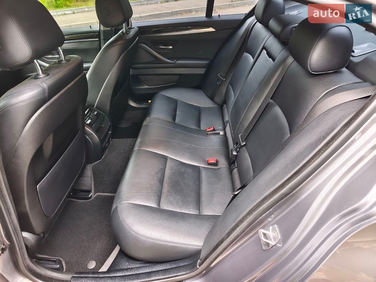 BMW 5 Series 2014 VIN WBA5A5C55ED505228 фото оголошення 12 з 27