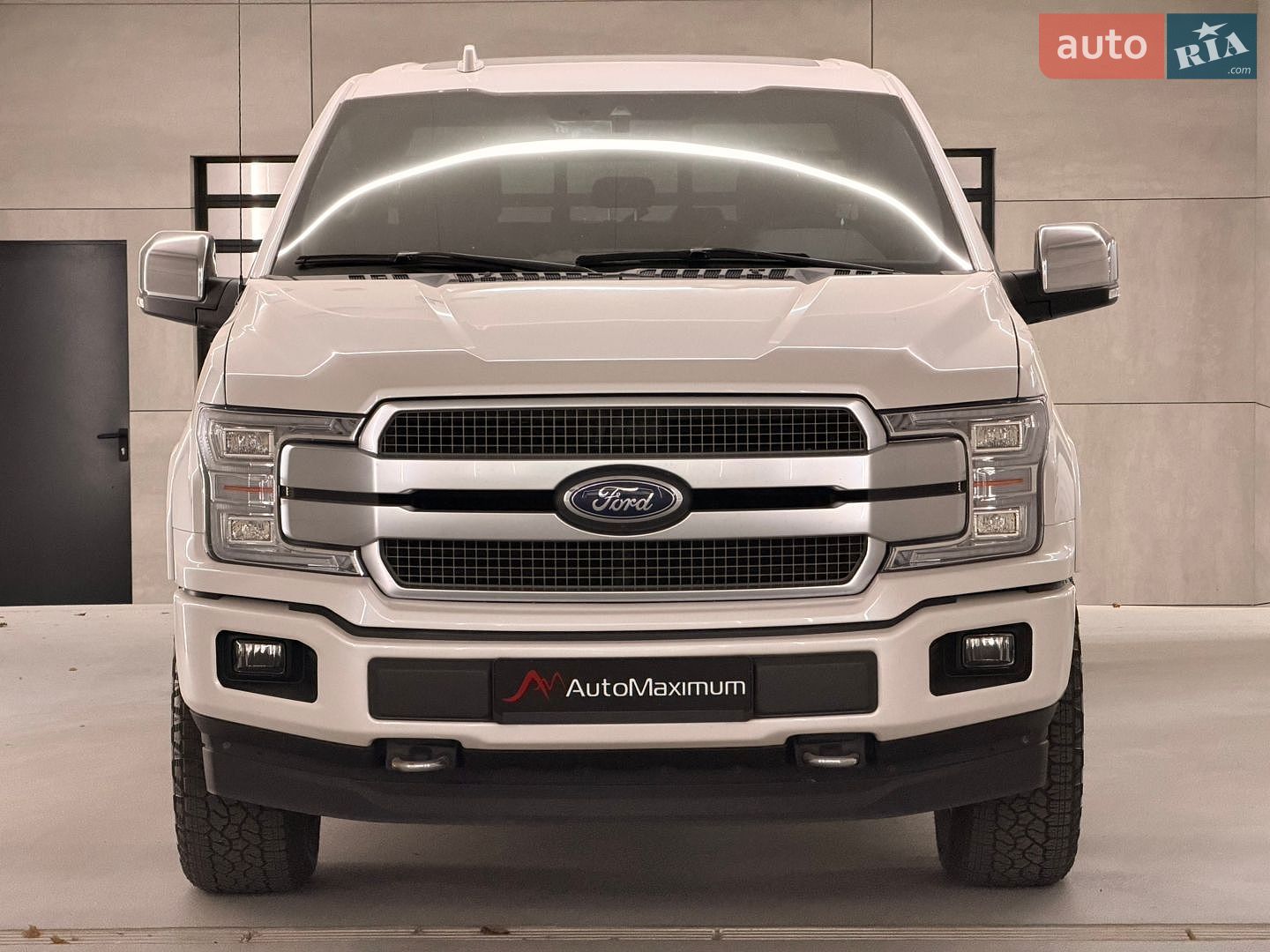 Ford F-150 2019 VIN 1FTEW1E54KFD20579 фото оголошення 2 з 41