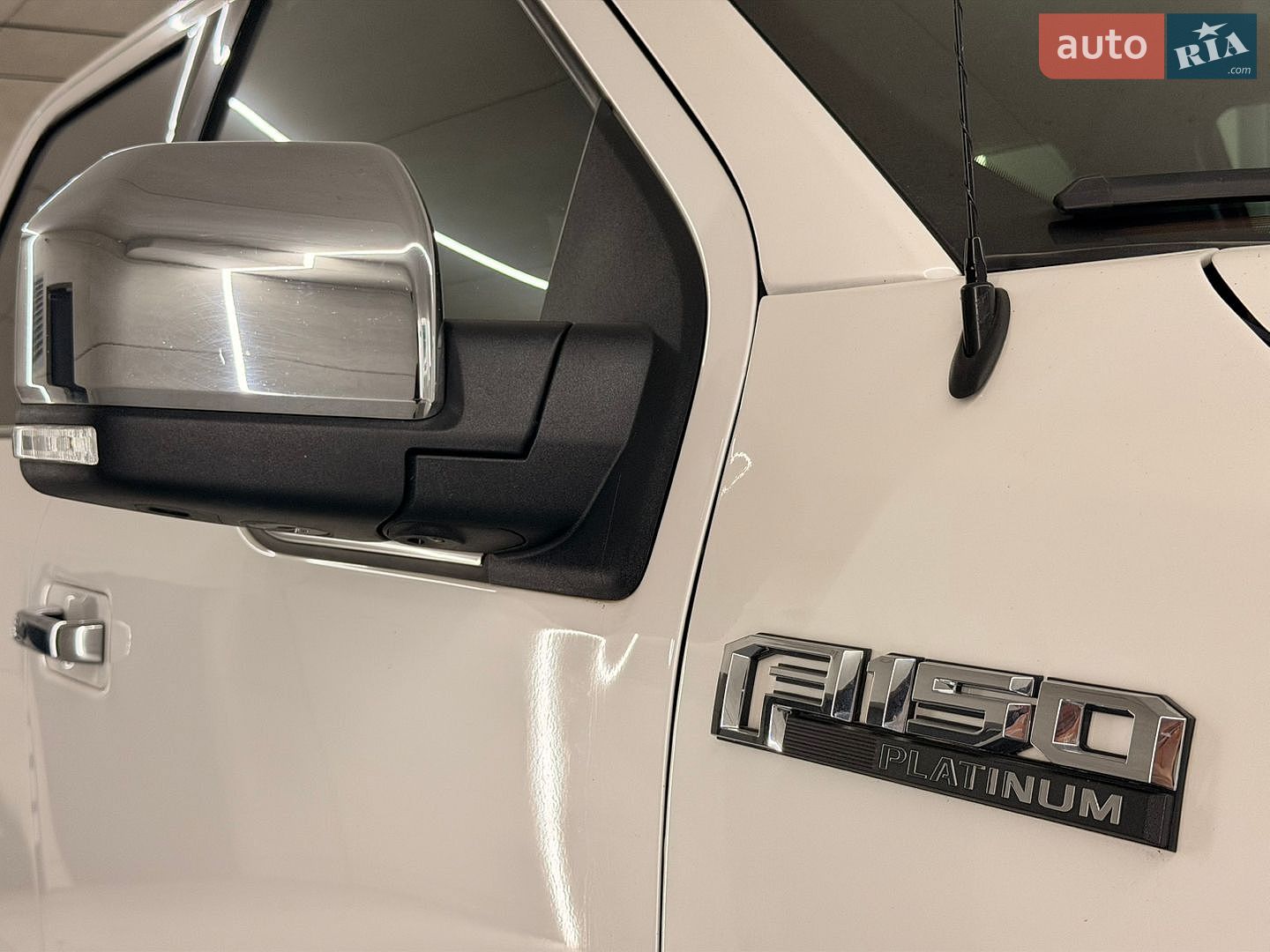 Ford F-150 2019 VIN 1FTEW1E54KFD20579 фото оголошення 10 з 41