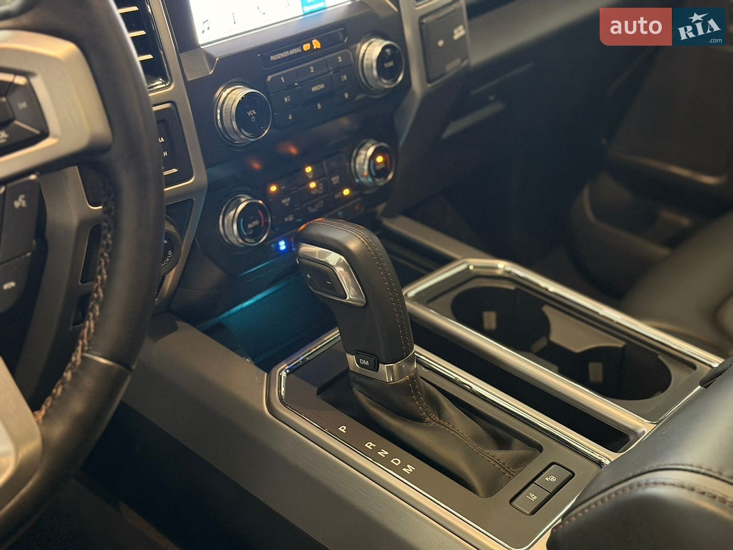 Ford F-150 2019 VIN 1FTEW1E54KFD20579 фото оголошення 19 з 41