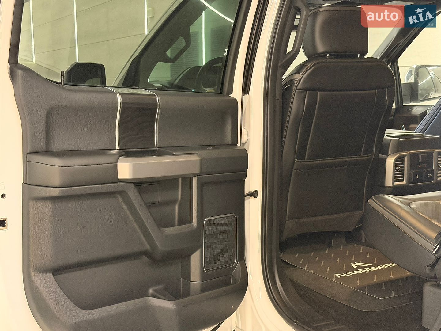 Ford F-150 2019 VIN 1FTEW1E54KFD20579 фото оголошення 24 з 41