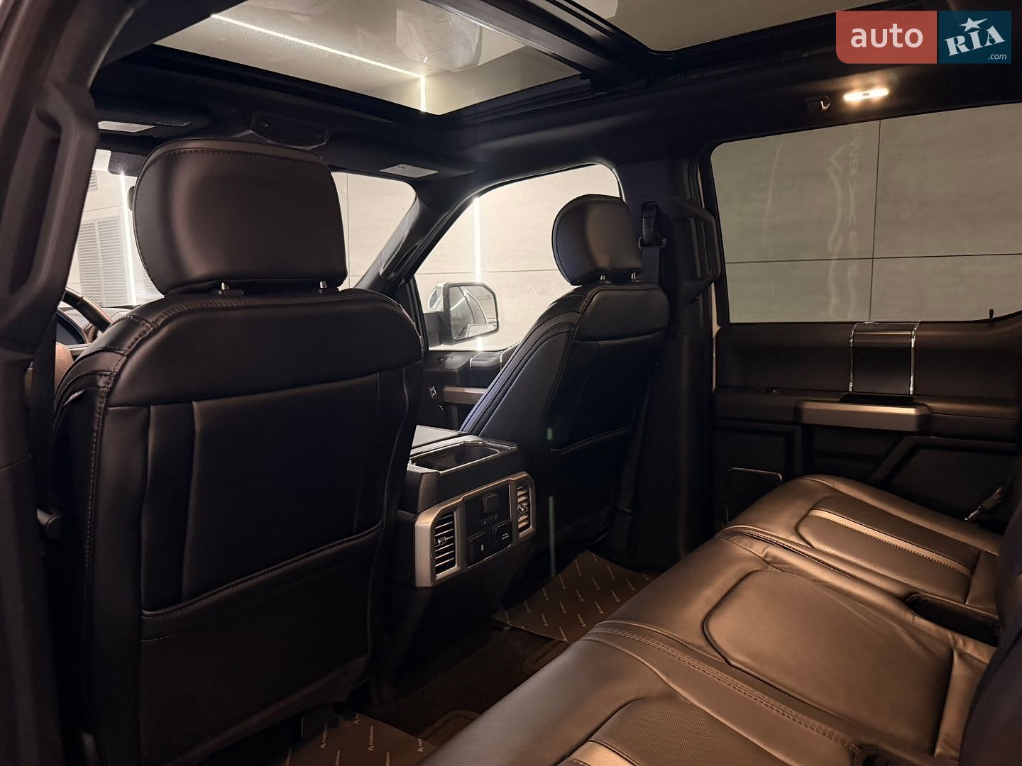 Ford F-150 2019 VIN 1FTEW1E54KFD20579 фото оголошення 26 з 41