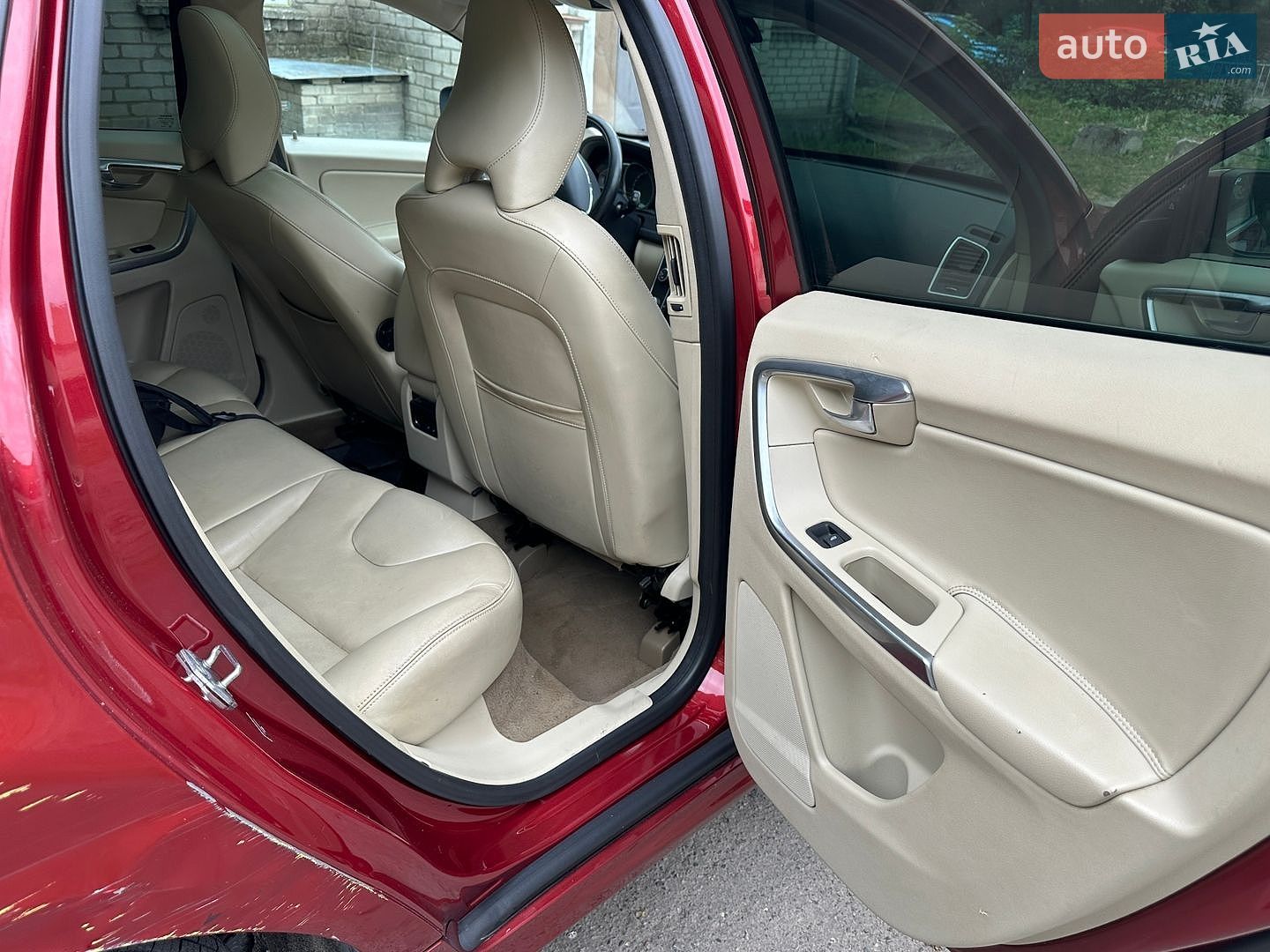 Volvo XC60 2014 VIN YV440MDC6F2586517 фото оголошення 7 з 16