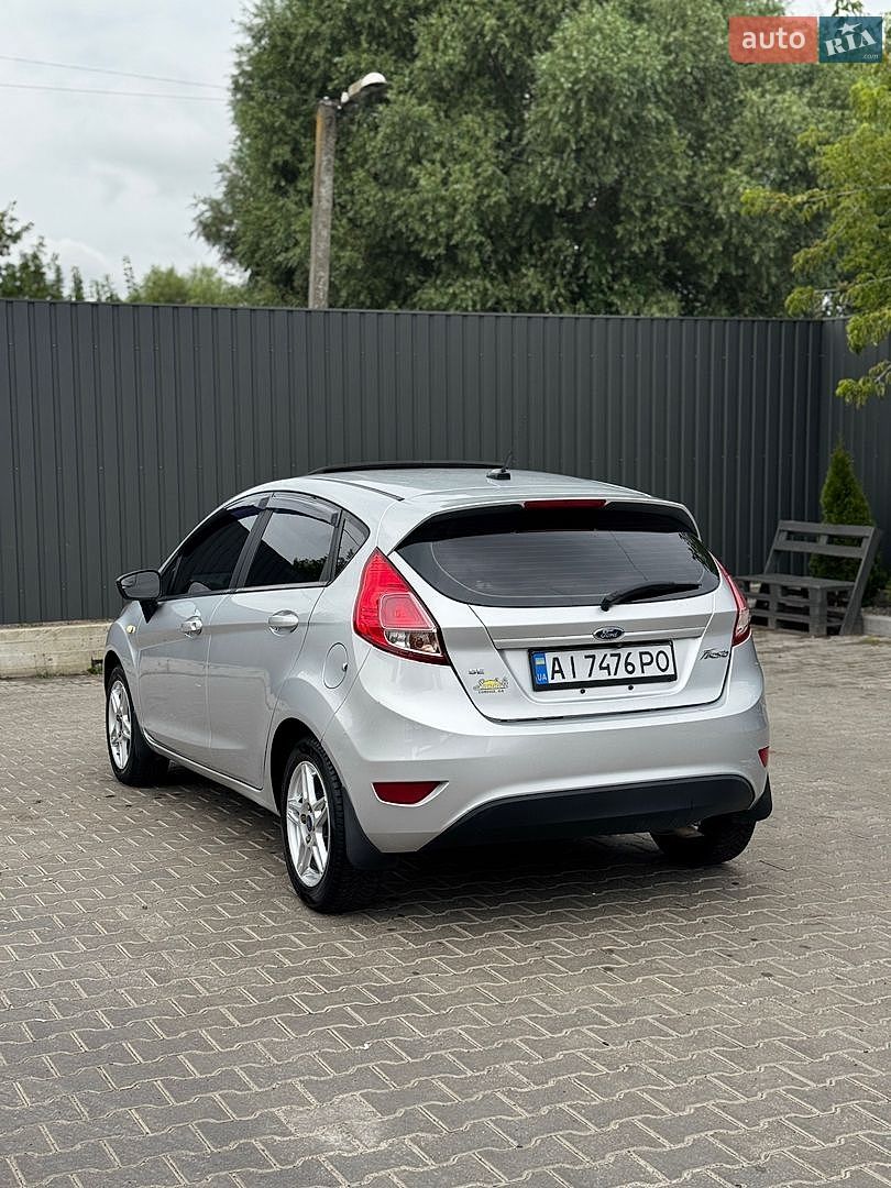 Ford Fiesta 2018 VIN 3FADP4EJ9JM133558 фото оголошення 4 з 17