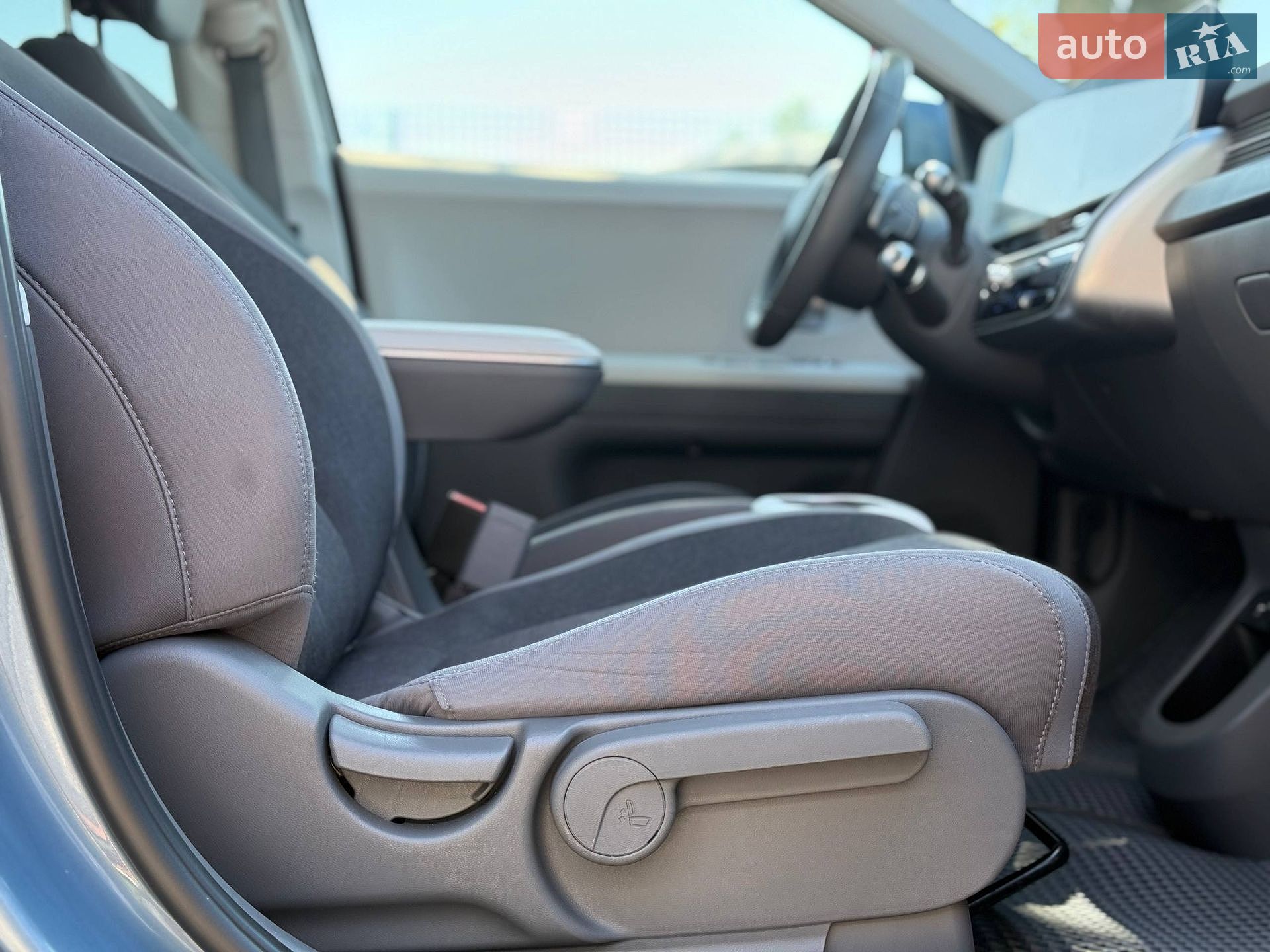 Hyundai Ioniq 5 2022 VIN KM8KMDAFXNU100903 фото оголошення 30 з 33
