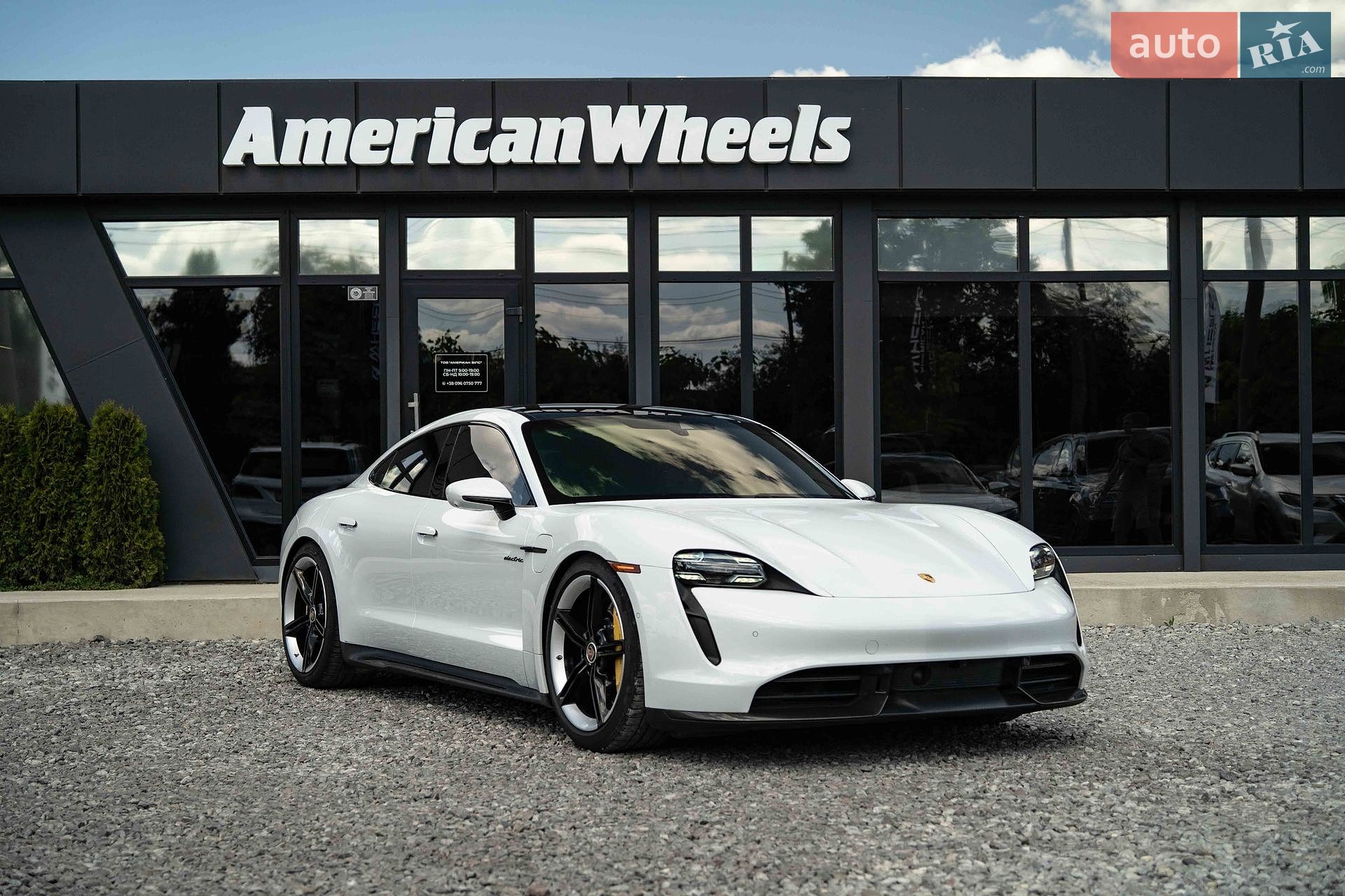 Porsche Taycan 2020 VIN WP0AC2Y18LSA71530 фото оголошення 3 з 49