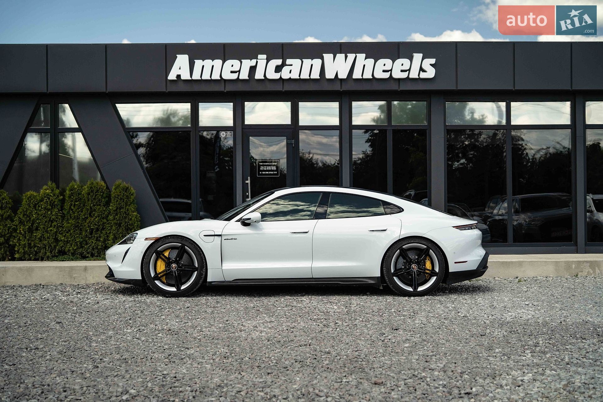 Porsche Taycan 2020 VIN WP0AC2Y18LSA71530 фото оголошення 4 з 49