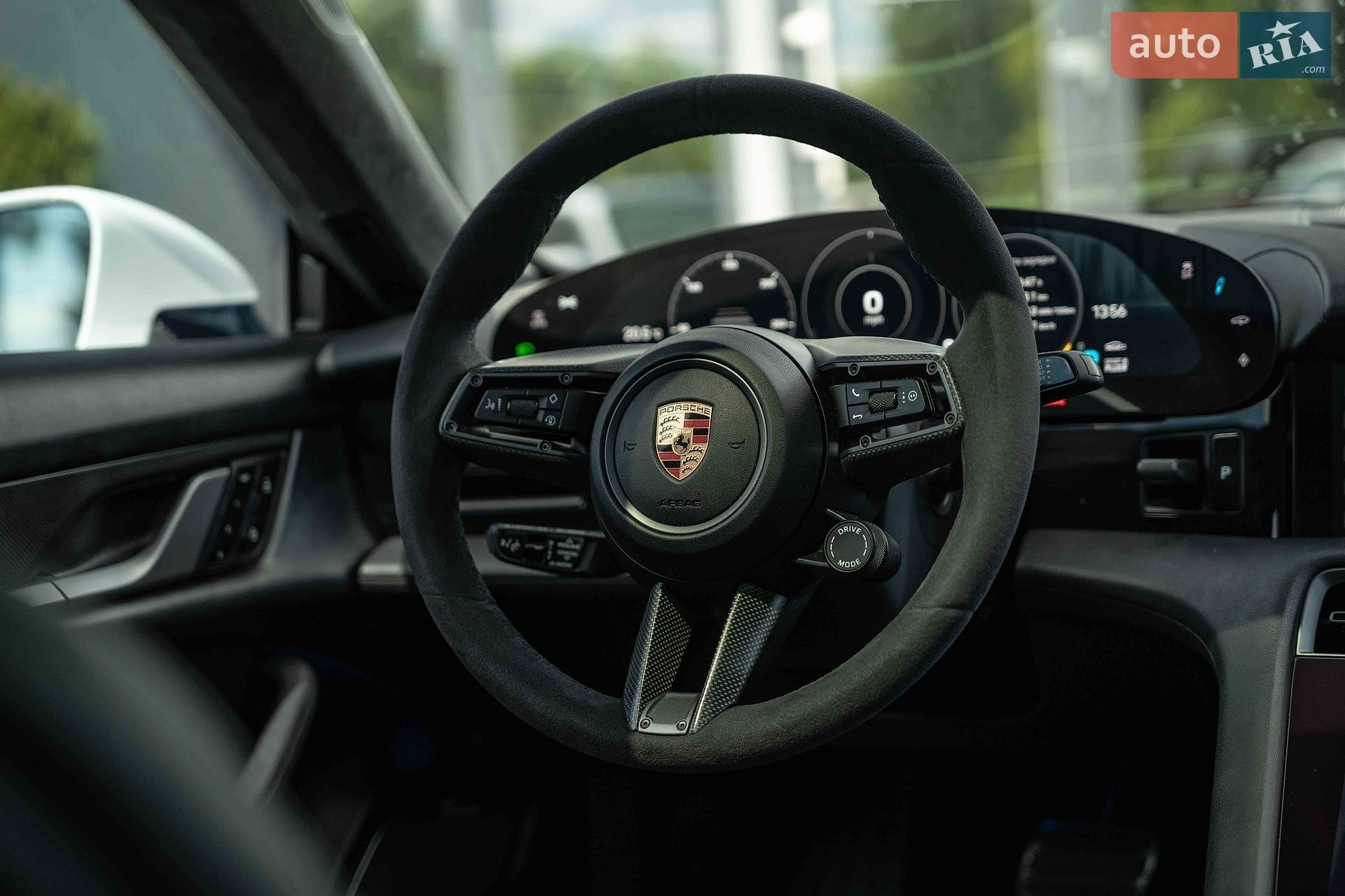 Porsche Taycan 2020 VIN WP0AC2Y18LSA71530 фото оголошення 28 з 49