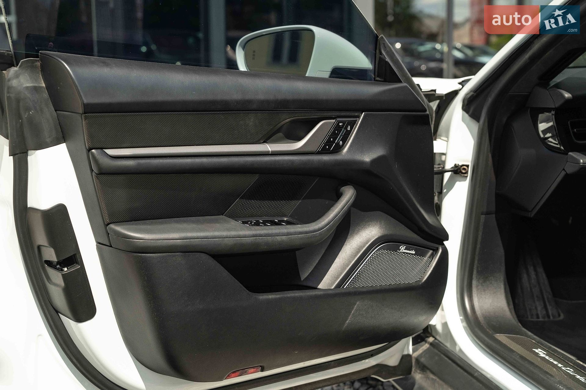 Porsche Taycan 2020 VIN WP0AC2Y18LSA71530 фото оголошення 46 з 49