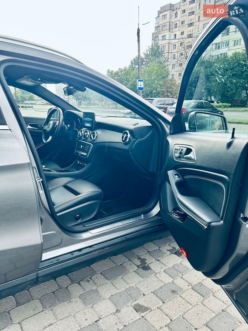 Mercedes-Benz GLA-Class 2018 VIN WDCTG4GB9KJ584669 фото оголошення 23 з 36