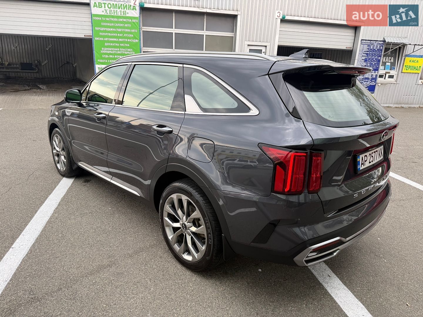 Kia Sorento 2020 VIN KNARG81BGMA023173 фото оголошення 4 з 34