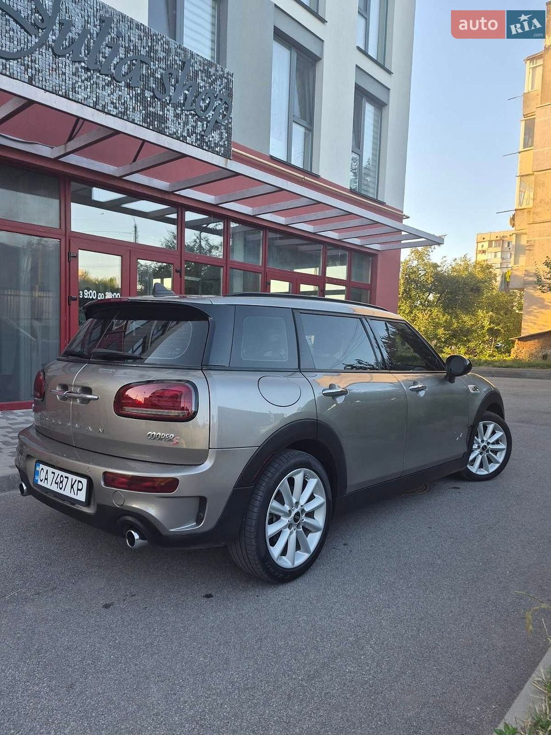 MINI Clubman 2017 VIN WMWLU5C33H2G02220 фото оголошення 8 з 24
