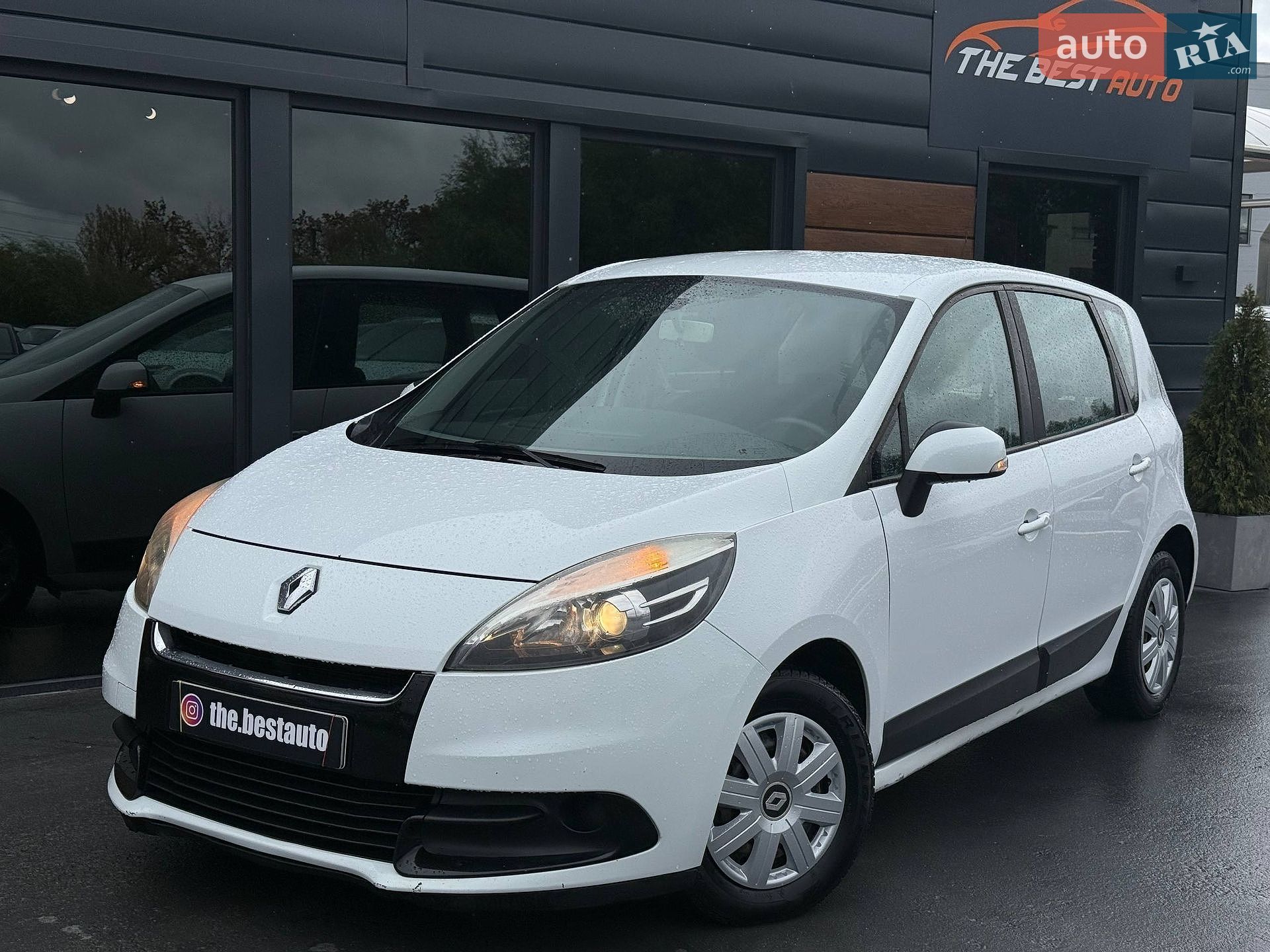 Renault Scenic 2013 VIN VF1JZT20648624922 фото оголошення 2 з 48