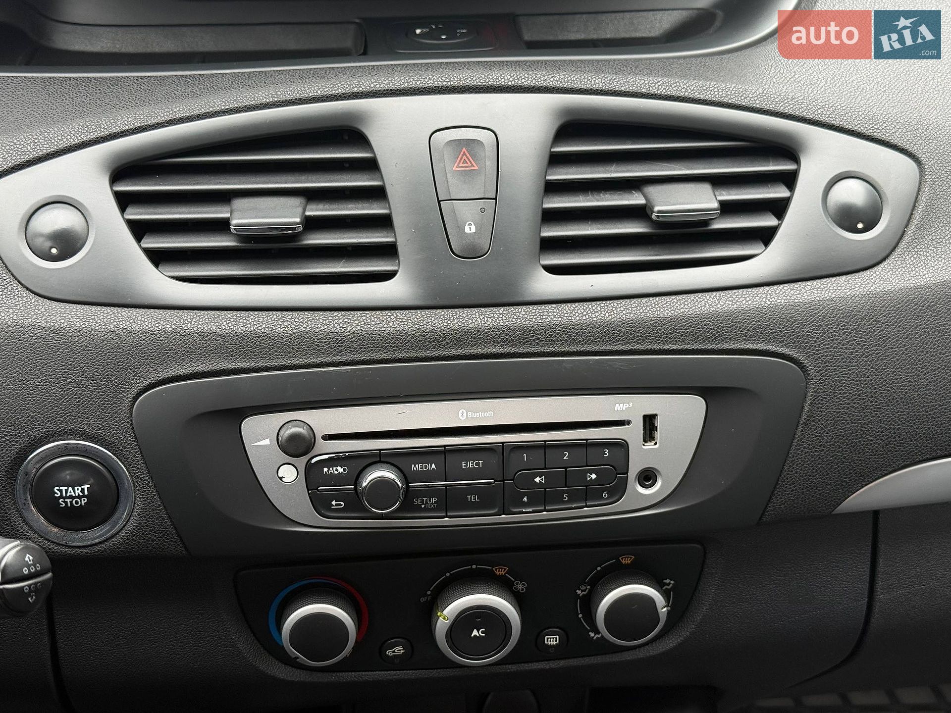 Renault Scenic 2013 VIN VF1JZT20648624922 фото оголошення 30 з 48