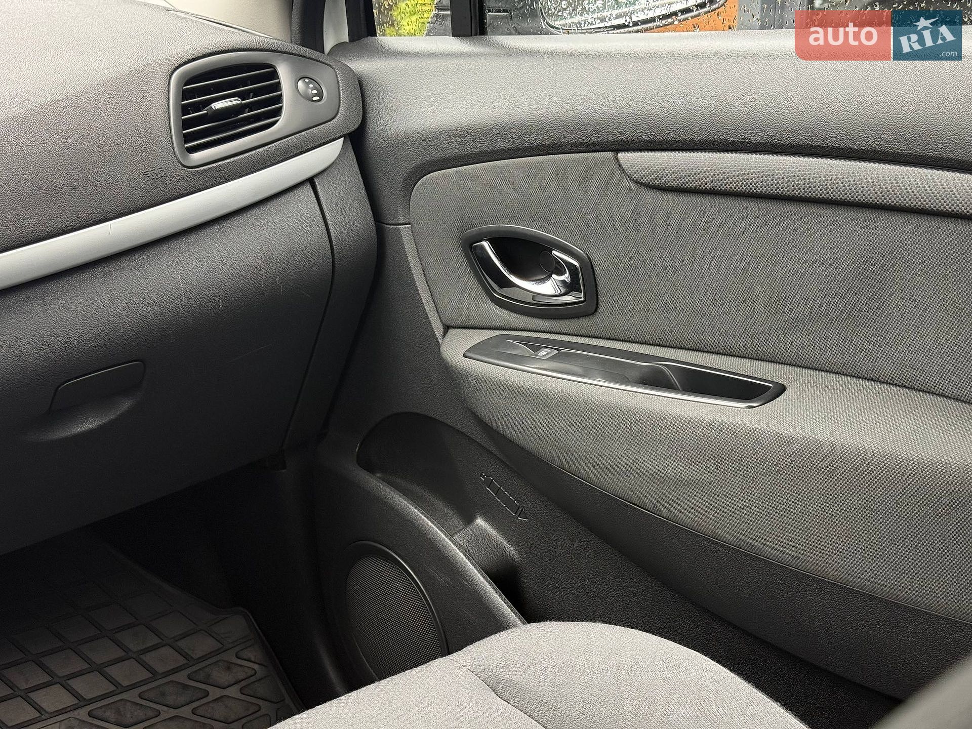Renault Scenic 2013 VIN VF1JZT20648624922 фото оголошення 39 з 48