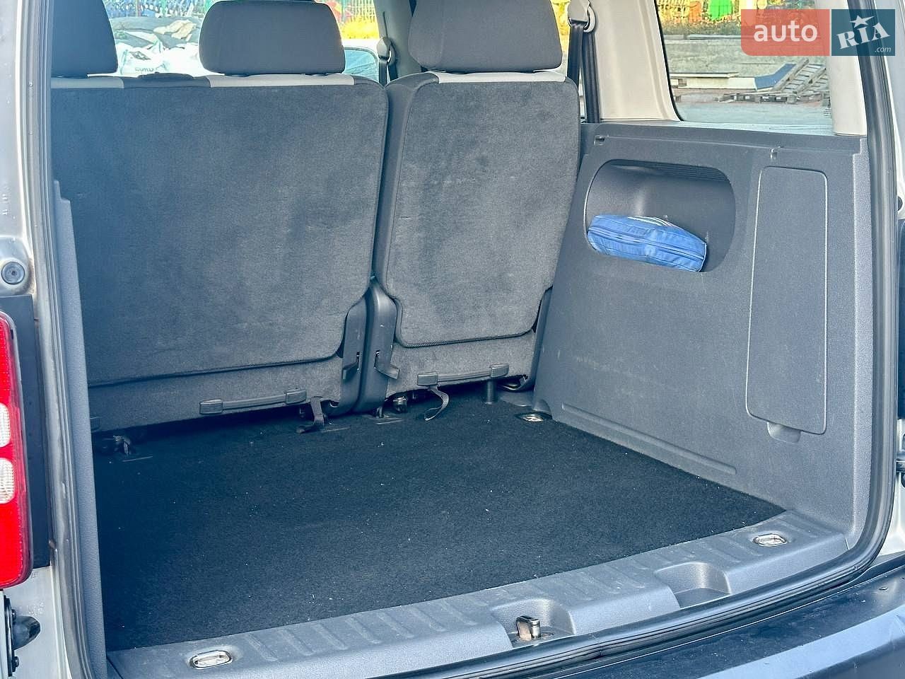 Volkswagen Caddy 2012 VIN WV2ZZZ2KZDX062189 фото оголошення 2 з 27