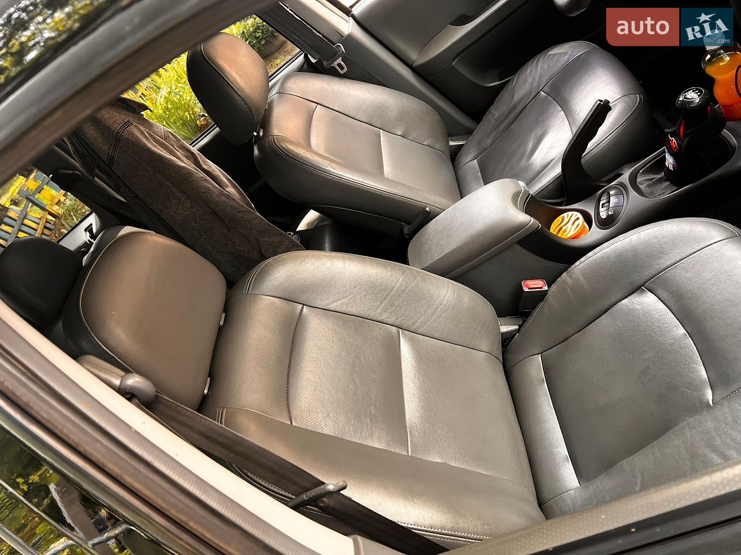 Hyundai Santa FE 2003 VIN KMHSC81BP3U596266 фото оголошення 6 з 12
