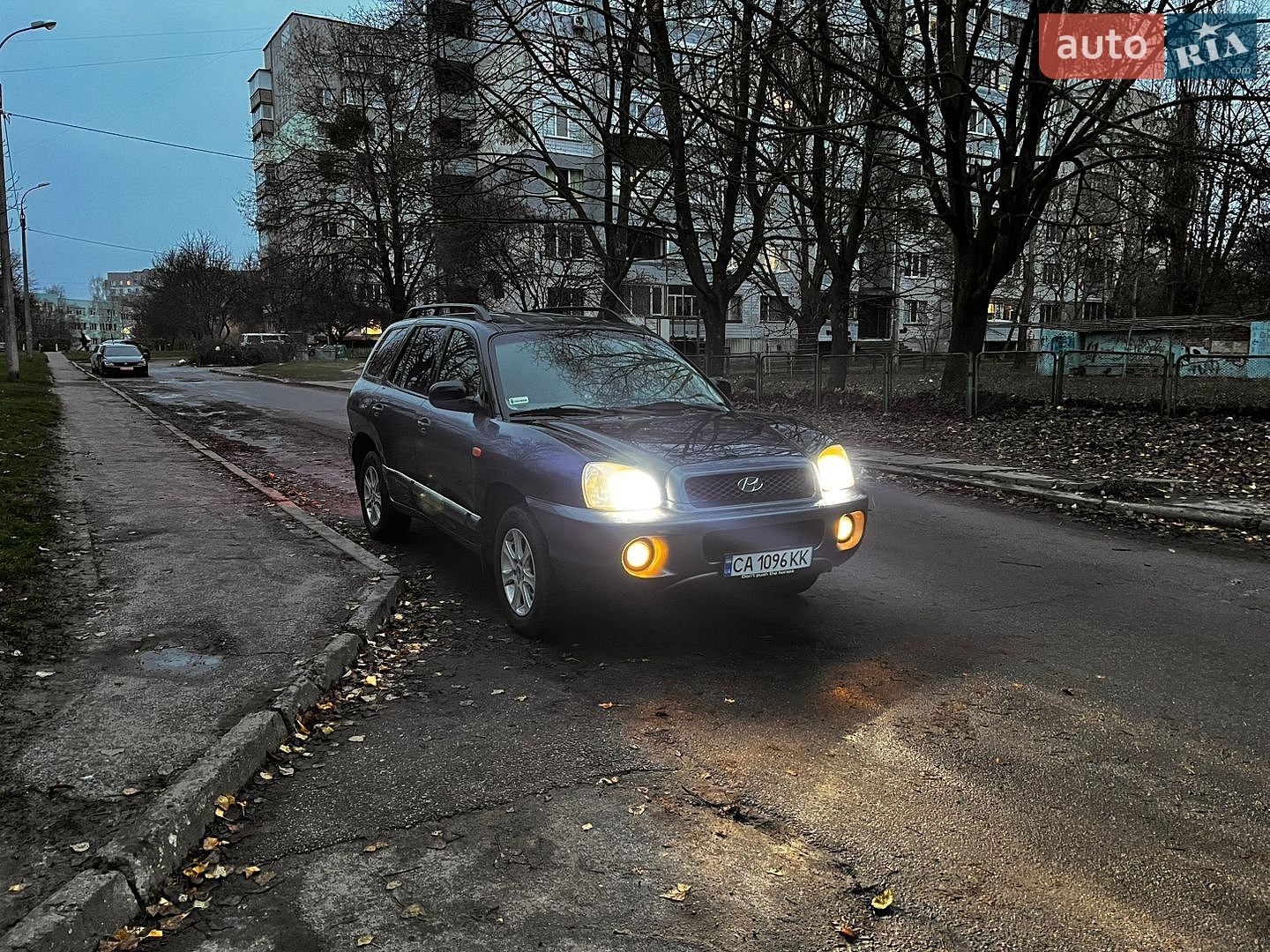 Hyundai Santa FE 2003 VIN KMHSC81BP3U596266 фото оголошення 2 з 12