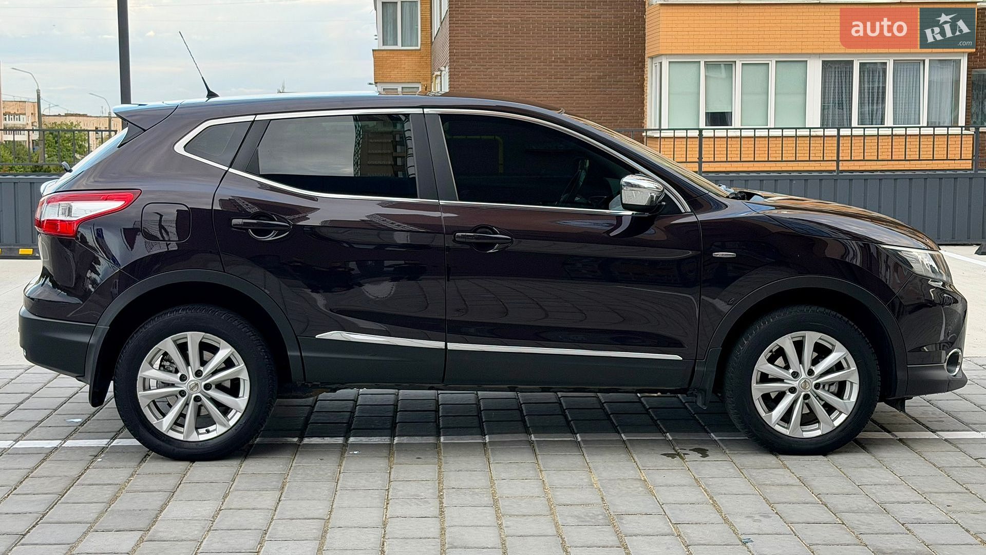 Nissan Qashqai 2014 VIN SJNFDAJ11U1085239 фото оголошення 16 з 43