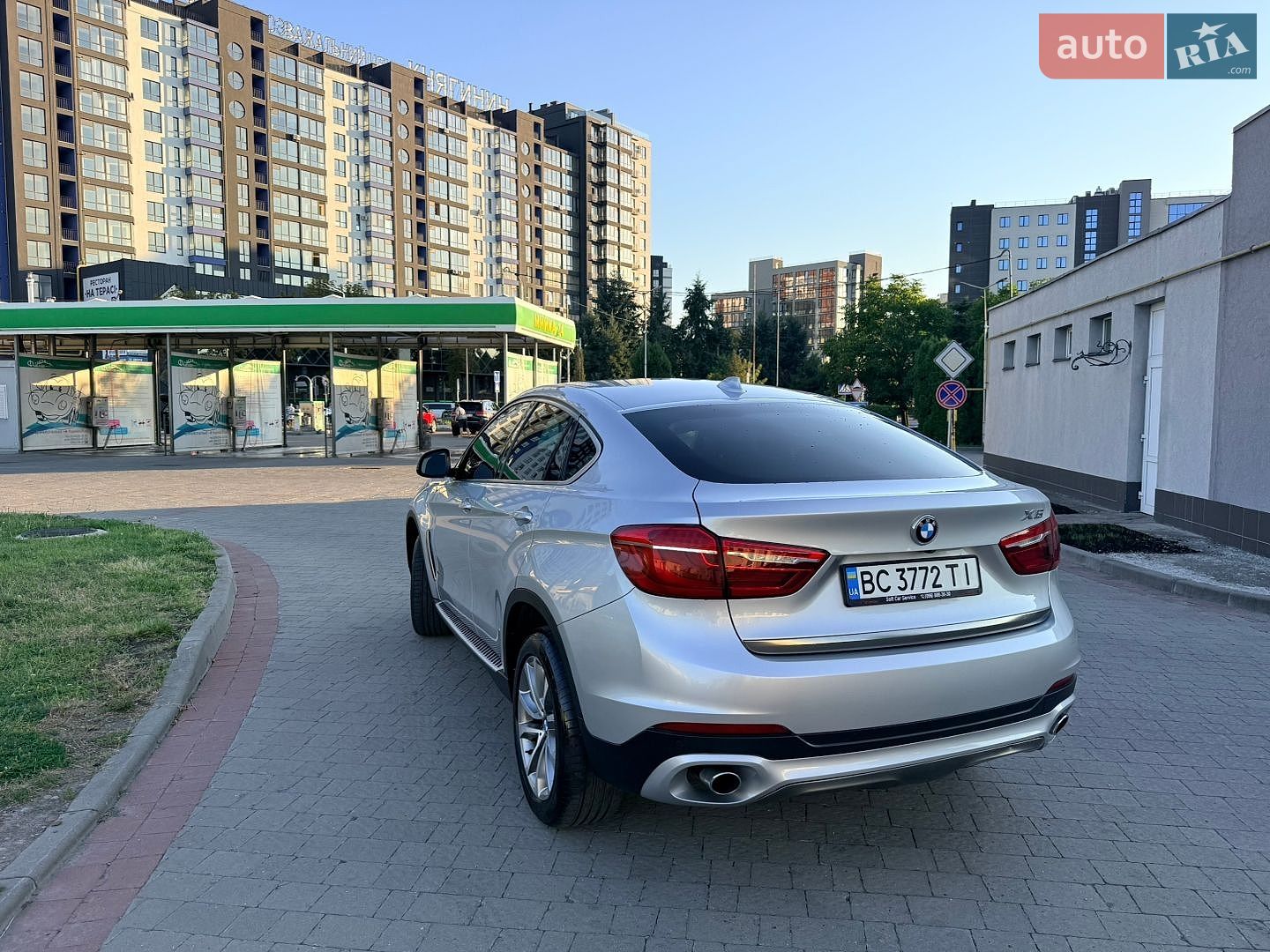 BMW X6 2015 VIN 5UXKU2C50G0N80116 фото оголошення 3 з 21