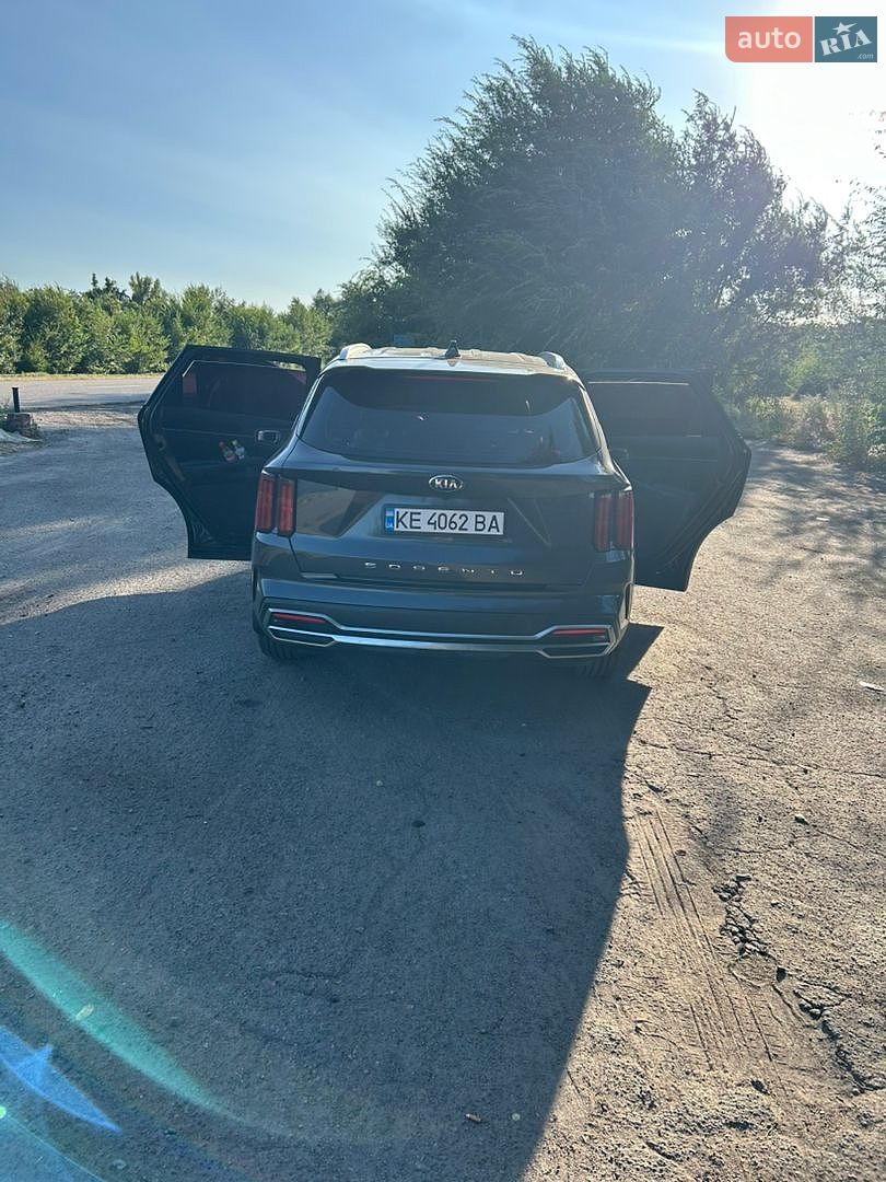 Kia Sorento 2021 VIN KNARL81BGMA077356 фото оголошення 12 з 24