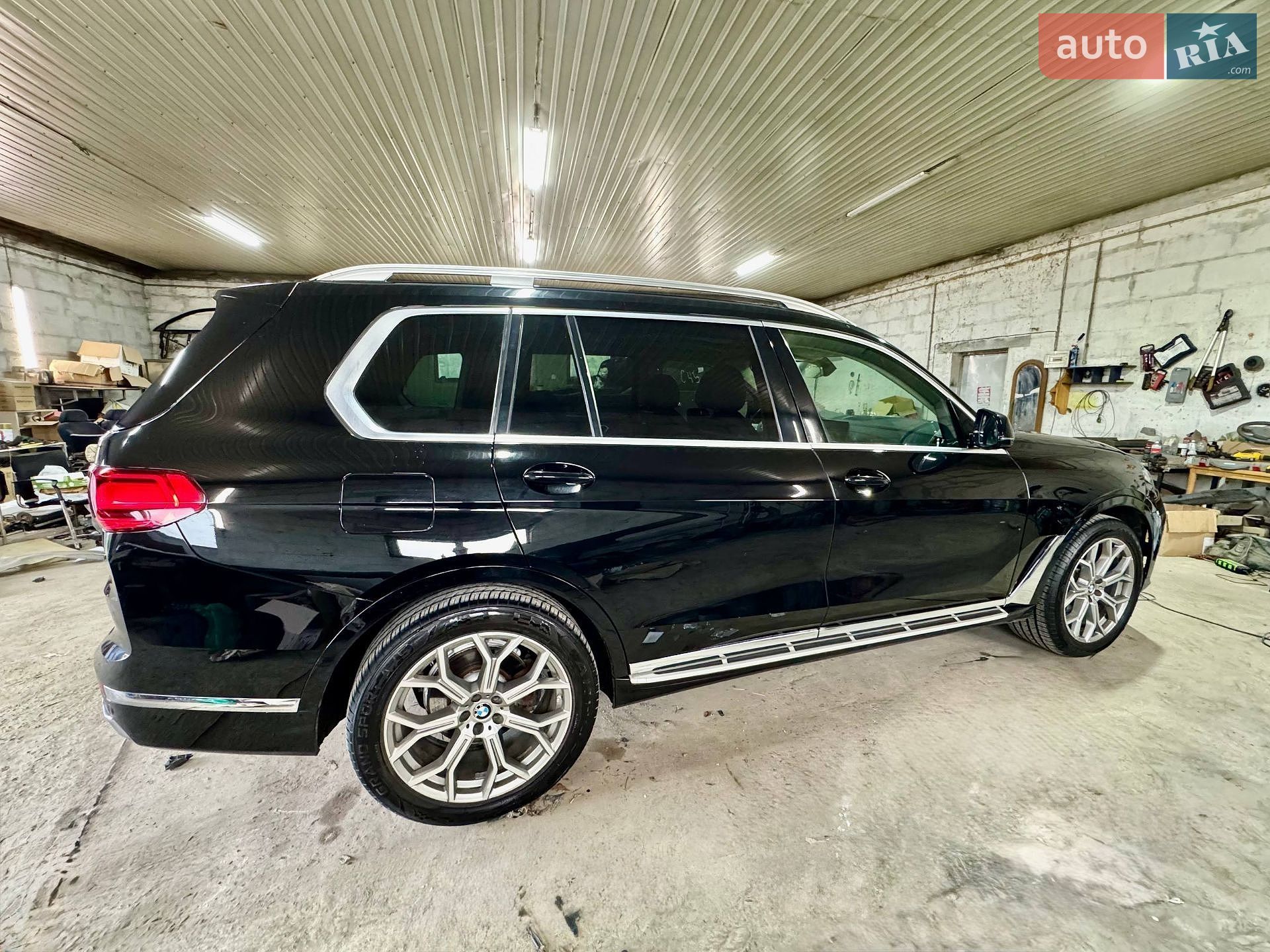 BMW X7 2019 VIN 5UXCW2C05L9B00485 фото оголошення 34 з 35