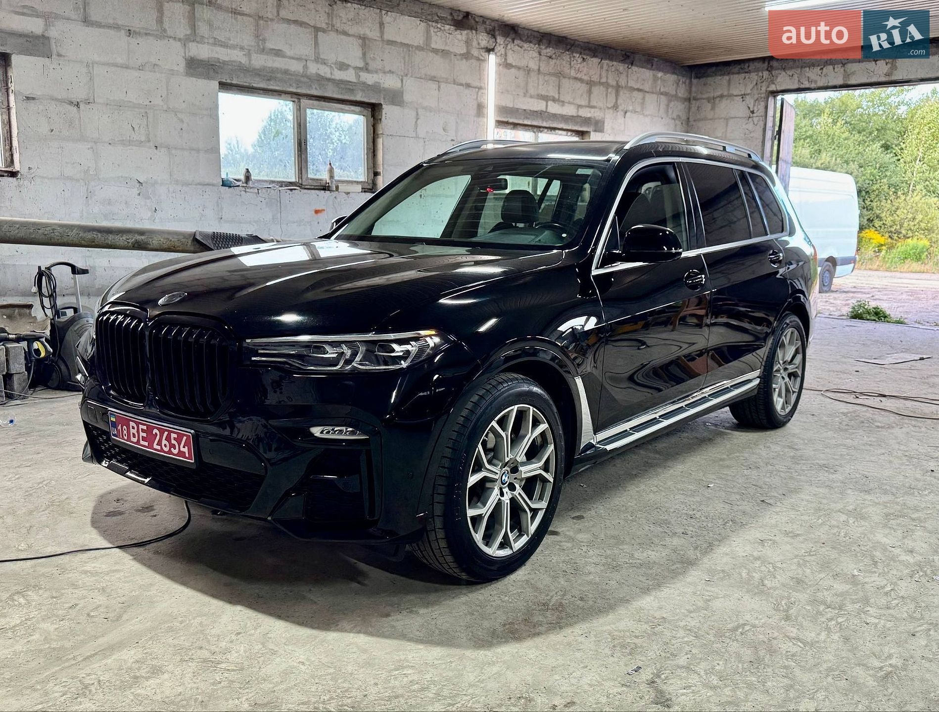 BMW X7 2019 VIN 5UXCW2C05L9B00485 фото оголошення 30 з 35
