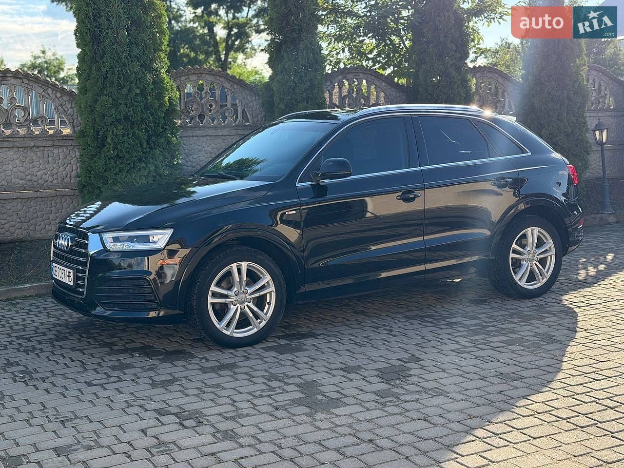Audi Q3 2015 VIN WA1GFCFS1GR001245 фото оголошення 2 з 14