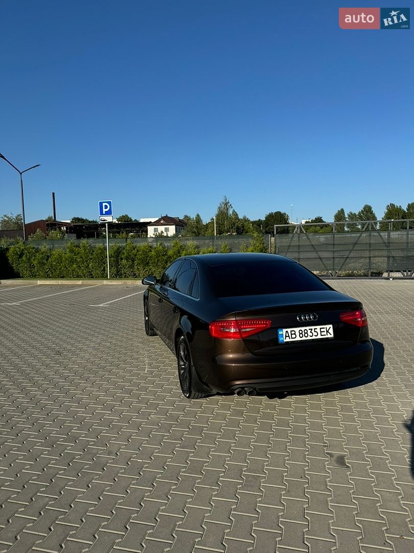 Audi A4 2012 VIN WAUZZZ8K4DA077829 фото оголошення 5 з 20