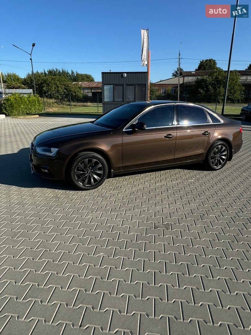 Audi A4 2012 VIN WAUZZZ8K4DA077829 фото оголошення 3 з 20