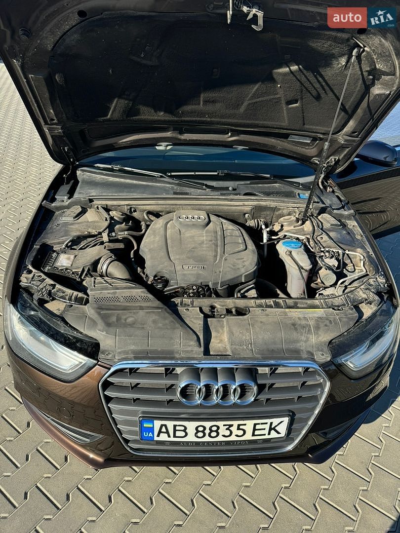 Audi A4 2012 VIN WAUZZZ8K4DA077829 фото оголошення 17 з 20