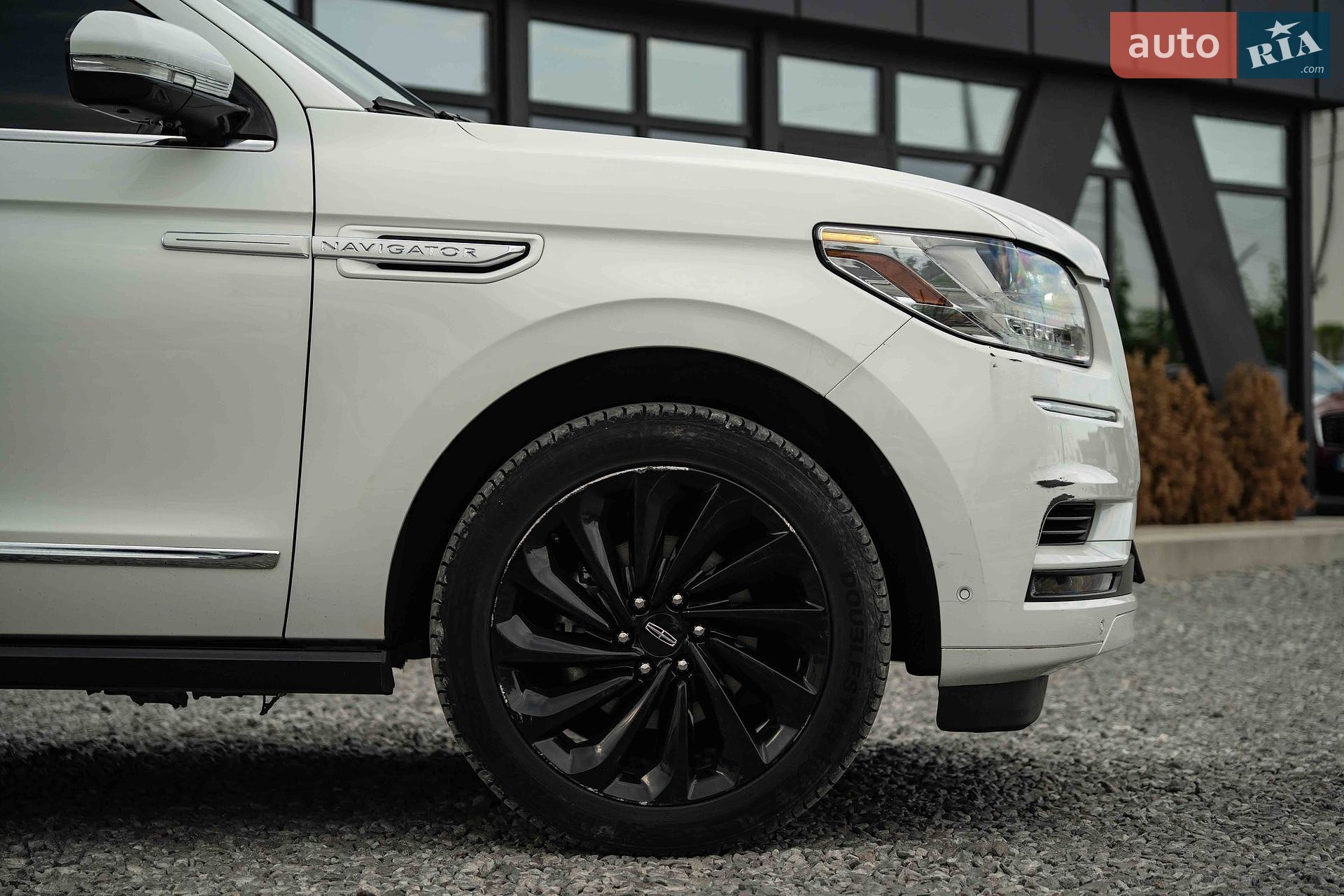 Lincoln Navigator 2020 VIN 5LMJJ2LT6LEL23648 фото оголошення 14 з 53