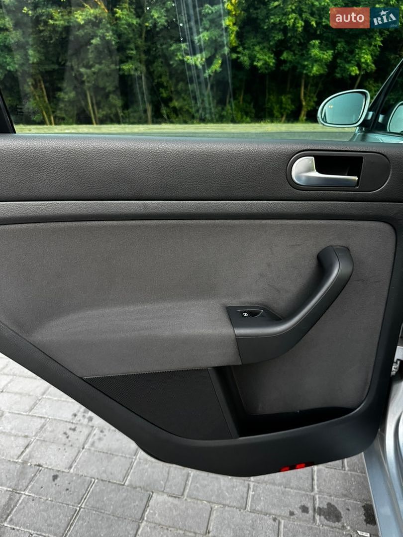 Volkswagen Golf Plus 2008 VIN WVWZZZ1KZ8W524353 фото оголошення 9 з 16