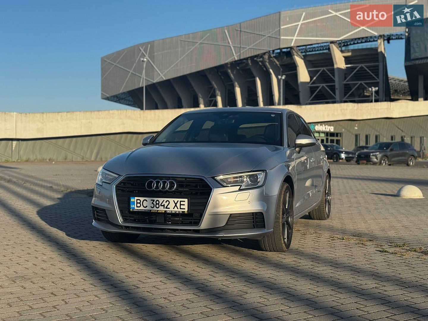 Audi A3 2018 VIN WAUZZZ8V2JA150122 фото оголошення 4 з 23