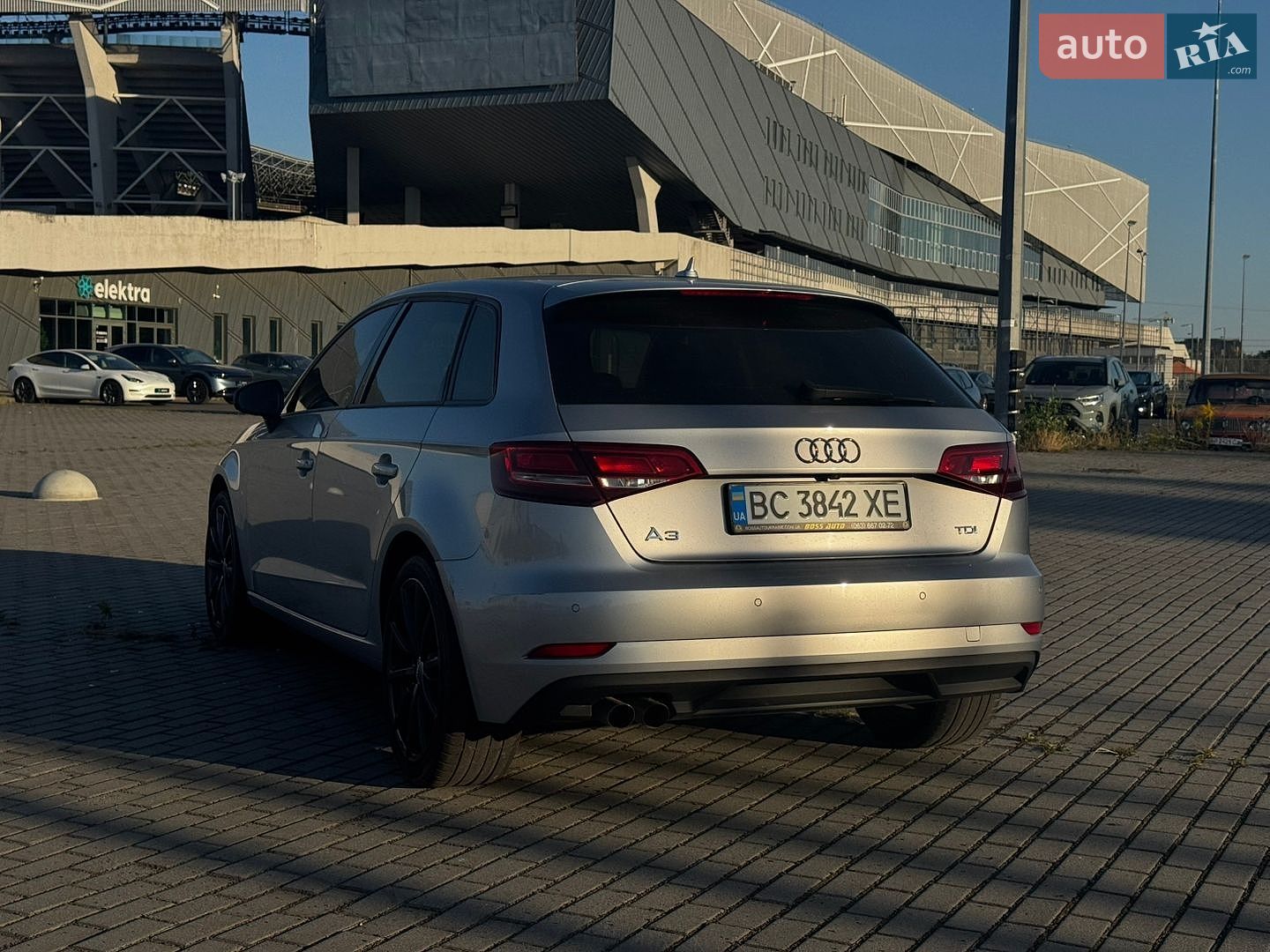 Audi A3 2018 VIN WAUZZZ8V2JA150122 фото оголошення 6 з 23