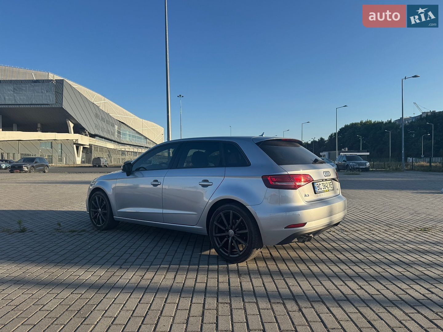 Audi A3 2018 VIN WAUZZZ8V2JA150122 фото оголошення 10 з 23