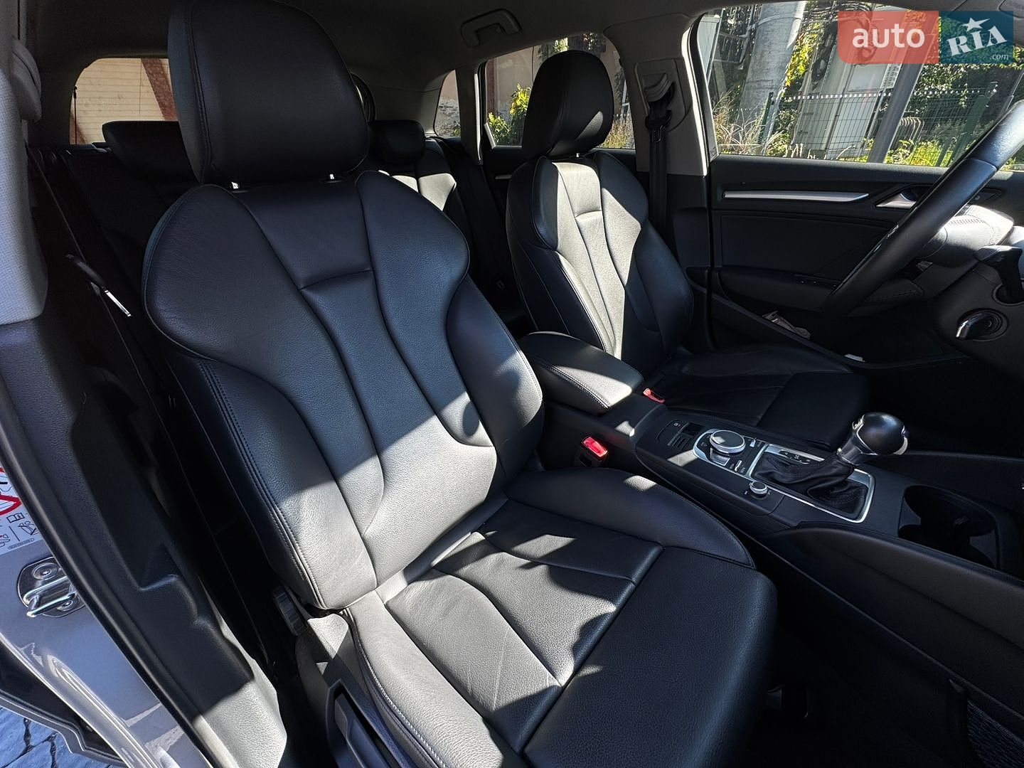 Audi A3 2018 VIN WAUZZZ8V2JA150122 фото оголошення 11 з 23