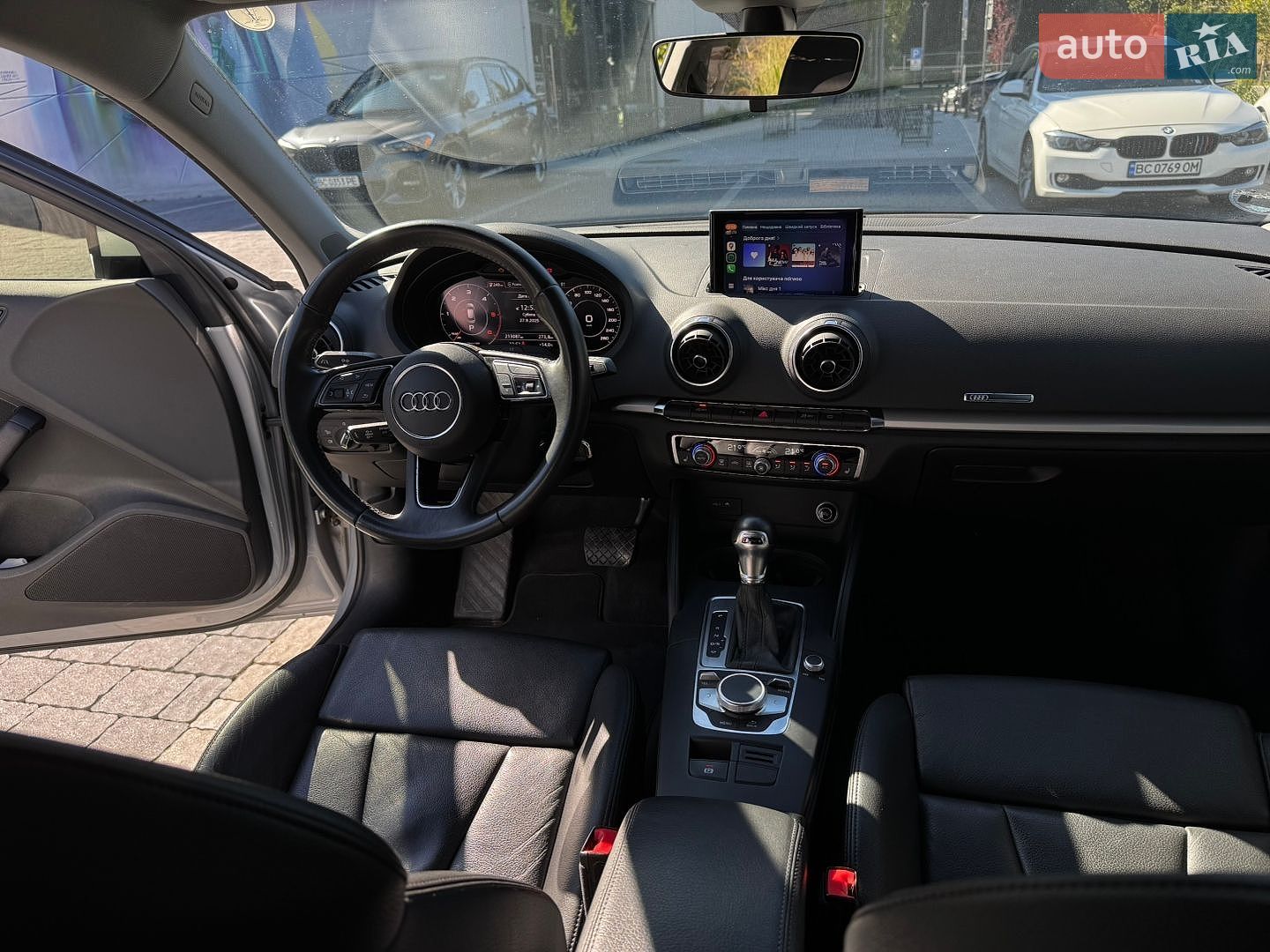 Audi A3 2018 VIN WAUZZZ8V2JA150122 фото оголошення 17 з 23