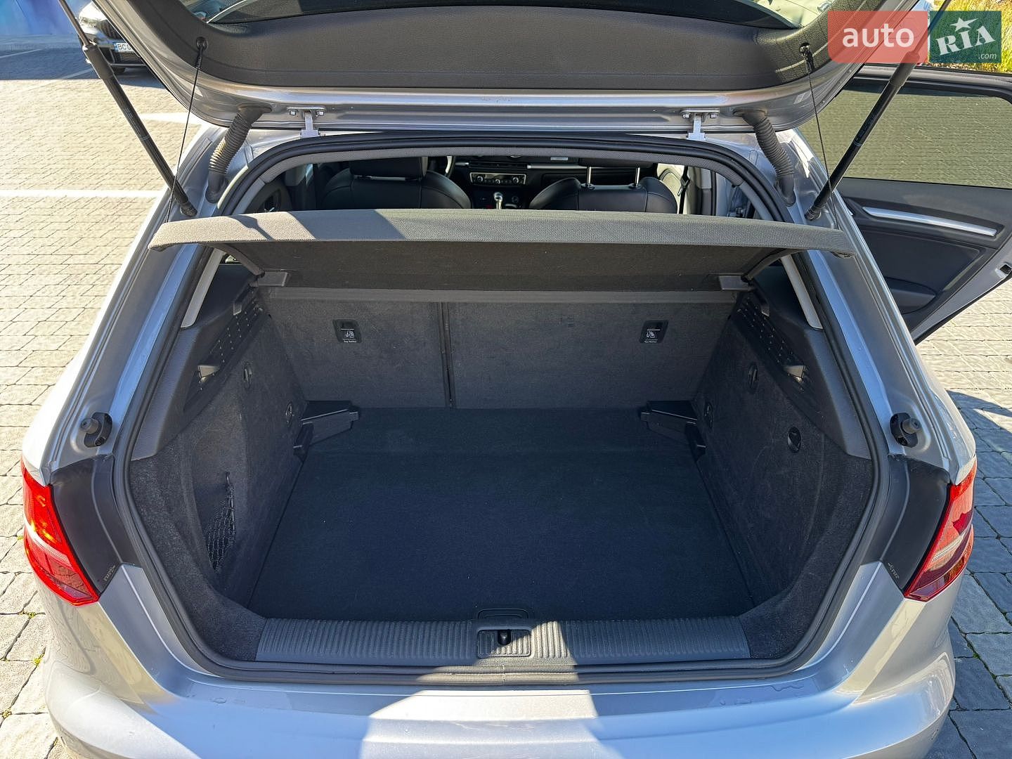 Audi A3 2018 VIN WAUZZZ8V2JA150122 фото оголошення 22 з 23