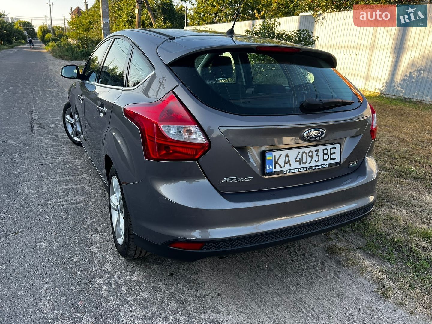 Ford Focus 2013 VIN WF0KXXGCBKDE37330 фото оголошення 3 з 22