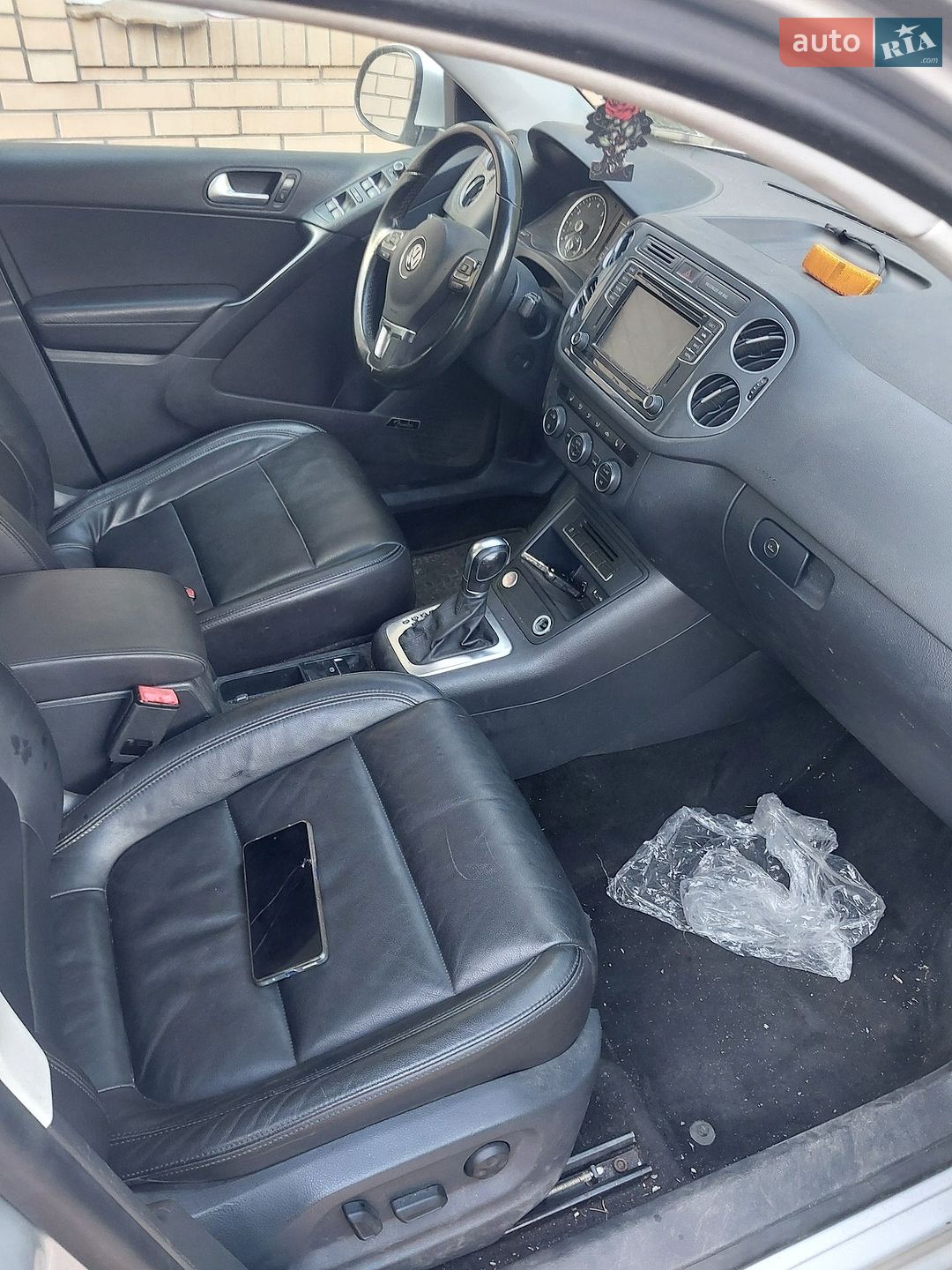 Volkswagen Tiguan 2016 VIN WVGBV7AX7GW594023 фото оголошення 8 з 12