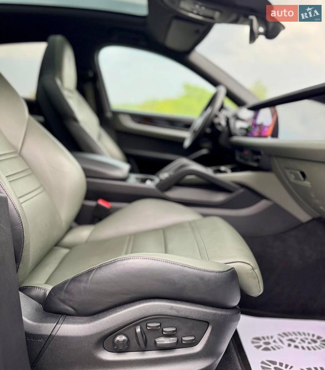 Porsche Cayenne Coupe 2023 VIN WP1ZZZ9YZRDA45602 фото оголошення 10 з 10