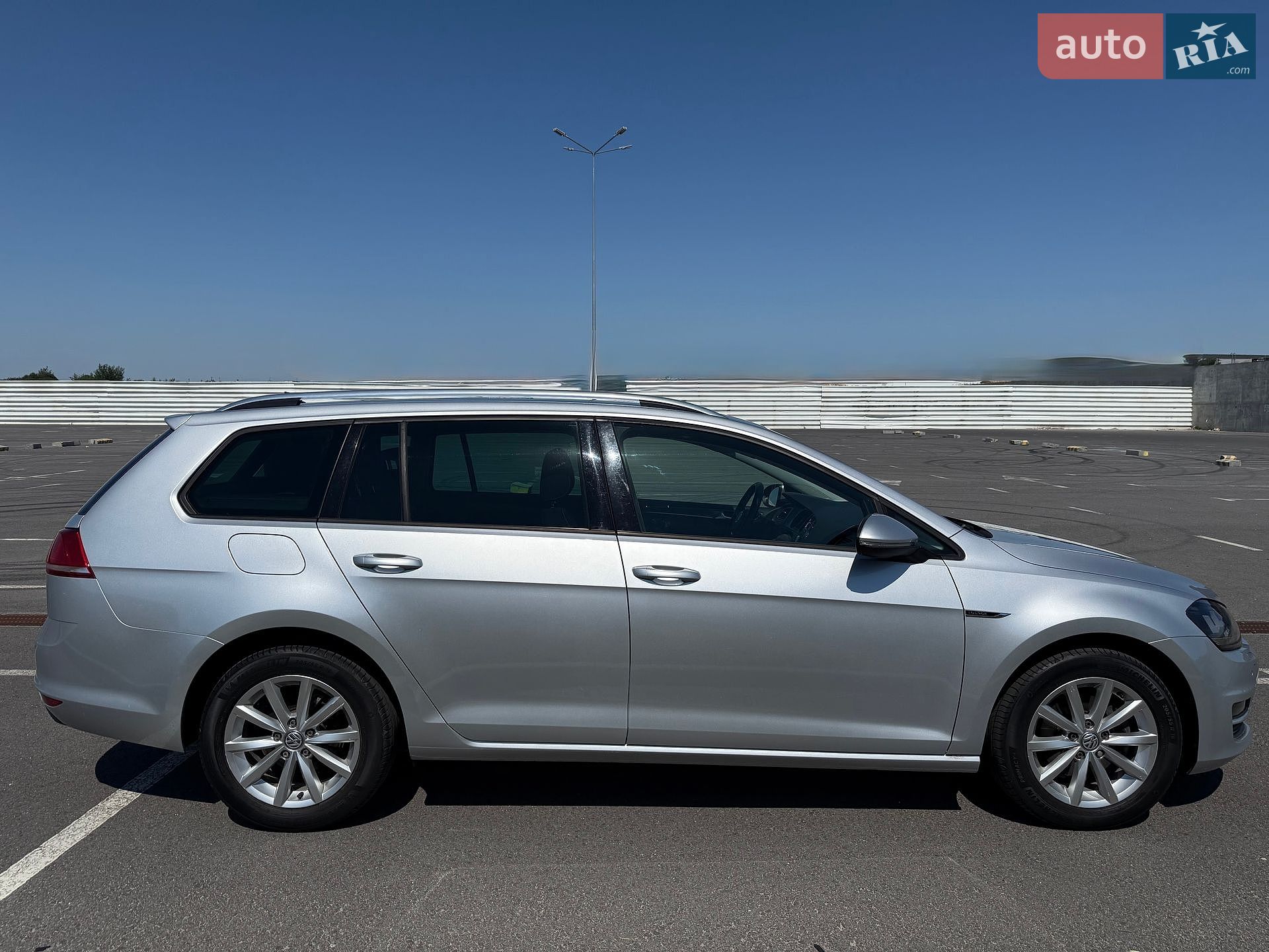 Volkswagen Golf 2015 VIN WVWZZZAUZFP624671 фото оголошення 4 з 33
