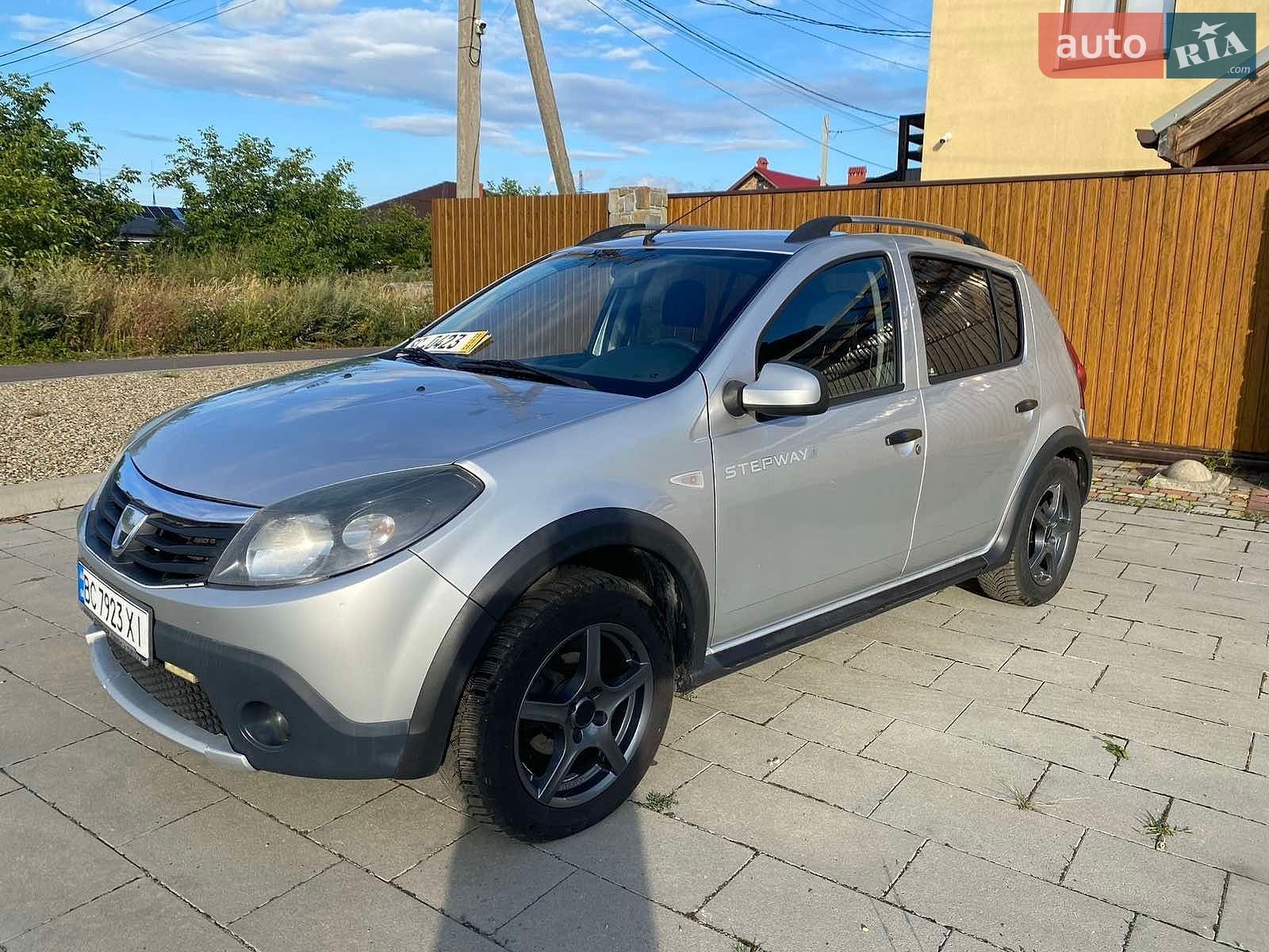 Dacia Sandero StepWay 2010 VIN UU1BSDAFK43401545 фото оголошення 12 з 33