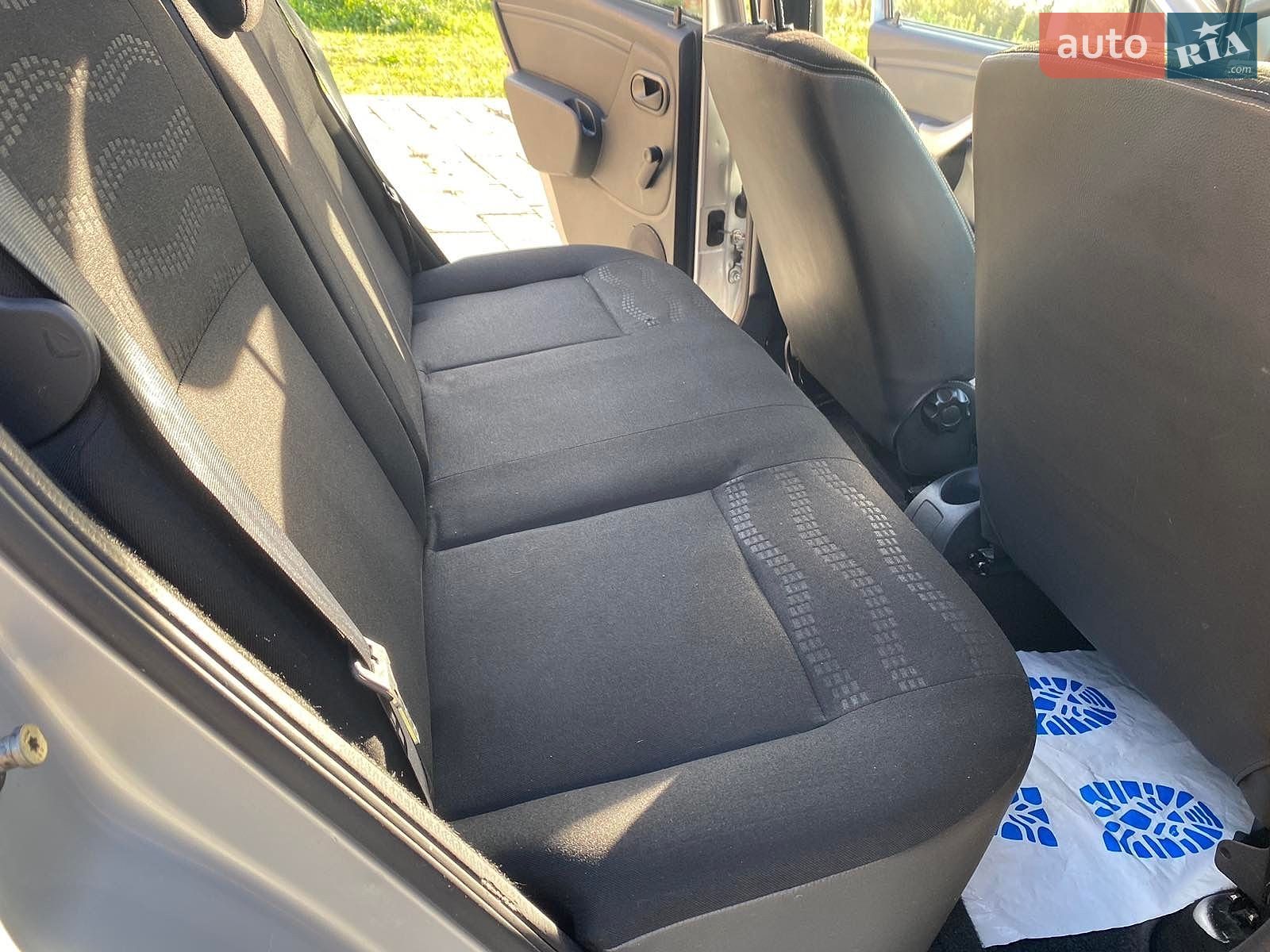 Dacia Sandero StepWay 2010 VIN UU1BSDAFK43401545 фото оголошення 19 з 33